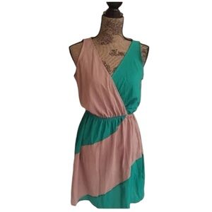Soprano sea green and taupe color-block, sleeveless, V-Neck dress 🍂 trend